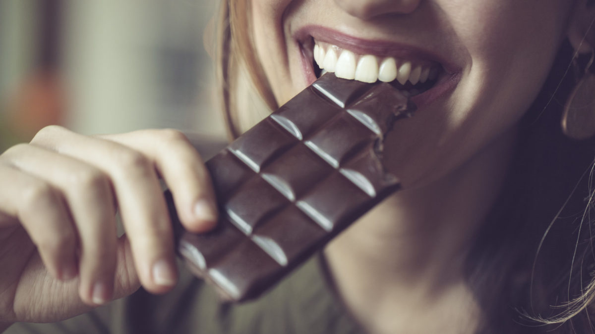 ¿Por qué el chocolate nos hace sentir bien?