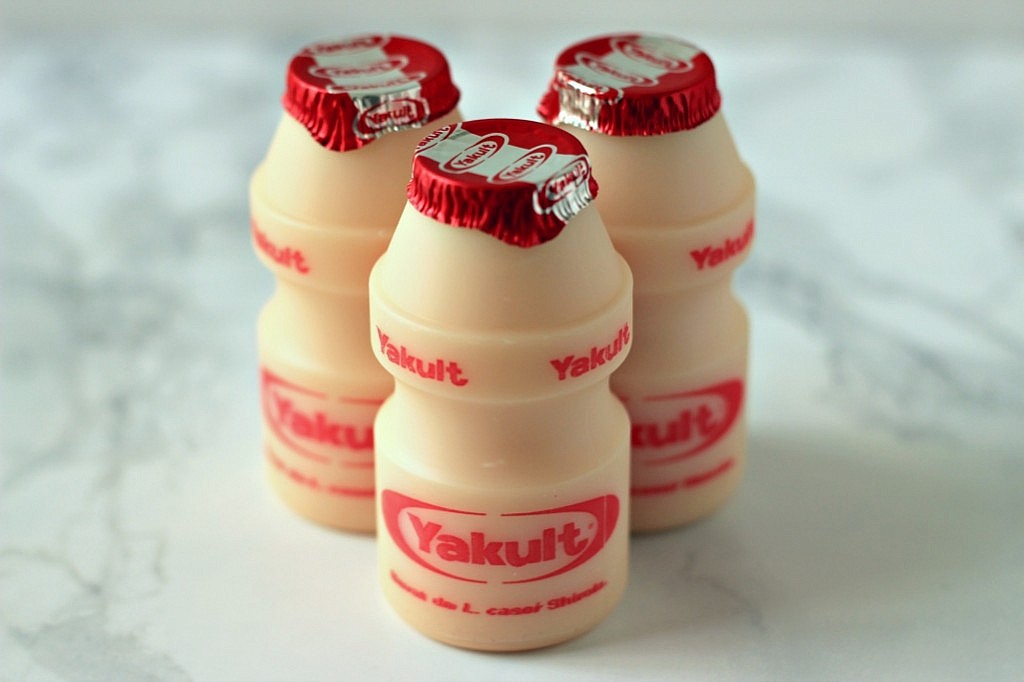 Yakult, un “shot” de azúcares