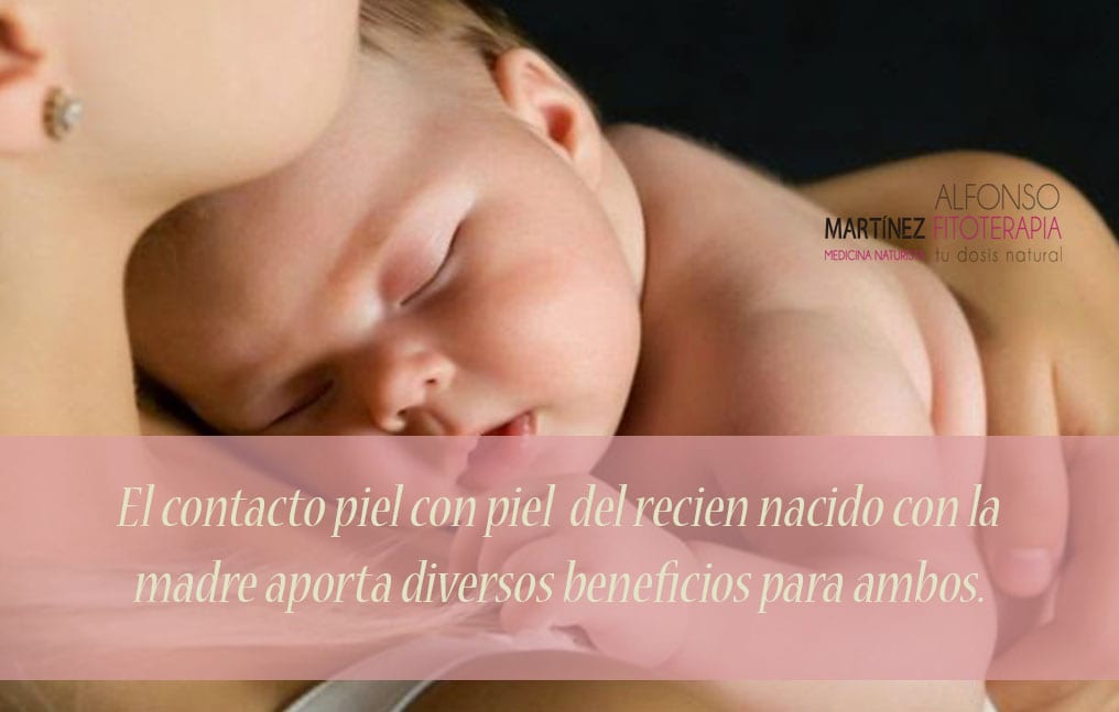 Importancia del contacto piel con piel madre e hijo al nacer